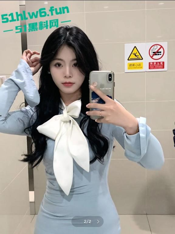 湖北文理学院大二系花【屈佳怡】绝美颜值性感尤物童颜巨乳,骚穴特写自慰视频流出!-1