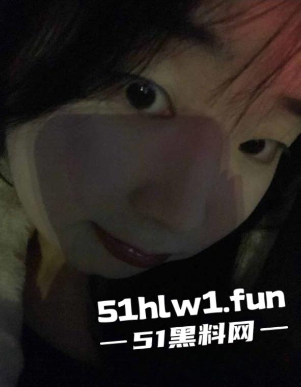 辽宁朝阳【崔海鑫】宁德霞浦高速服务区中化加油站员工,出轨约炮网友视频曝光。-5