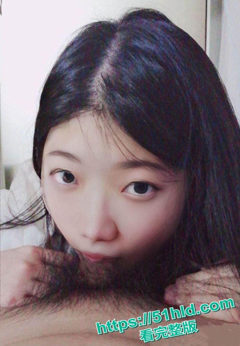 四川清纯护士【黄依琳】大尺度视频,黑丝眼镜母狗床上淫水横流,红唇挑逗让人心跳加速!-4