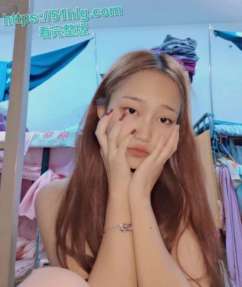 【四川】清纯厂妹的狂野转行,沦为男人的极品泄欲炮架!床技狂野,露脸口交风骚程度堪比资深骚鸡-2