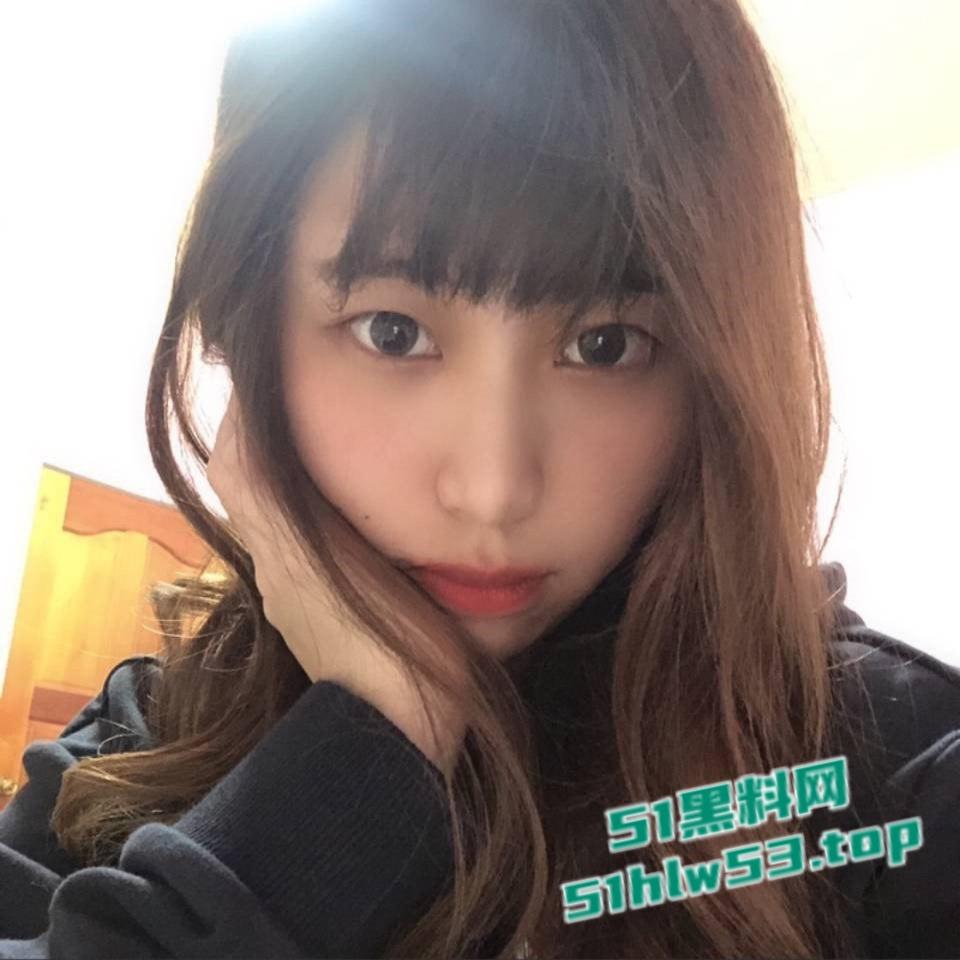 台湾私立铭传大学,大奶正妹酒店开房卖逼视频外泄,口交深喉主动乘骑,床上功夫相当了得!-1