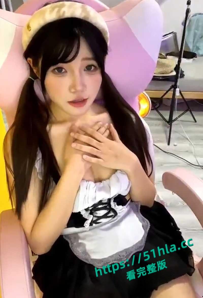 网友疯求,白嫩萝莉网黄【puppy】大尺度直播,夹着跳蛋淫骚裸舞,狗笼里抠穴自慰!-3