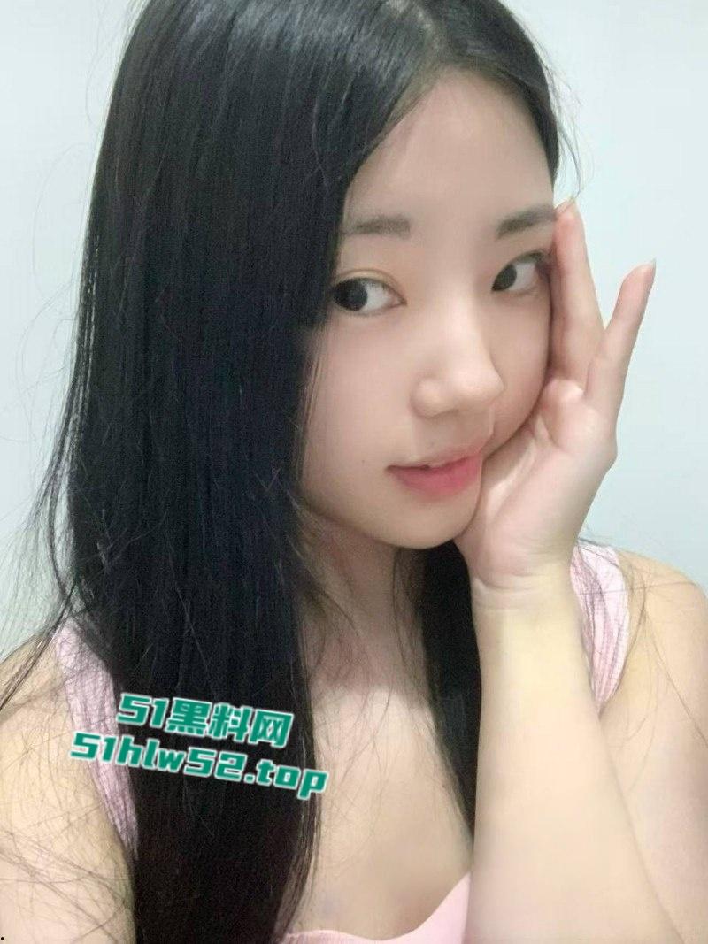 福建厦门理工大学【韩月盈】表面清纯私生活却极度混乱,男友分手后无缝衔接遭曝光!-2