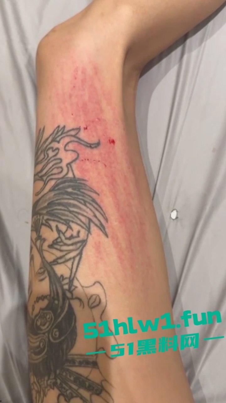 实名曝光福建泉州【林鑫龙】柬埔寨园区搞诈骗,吃喝嫖赌家暴样样全,肥头猪样丑胖挫见者远离!-3