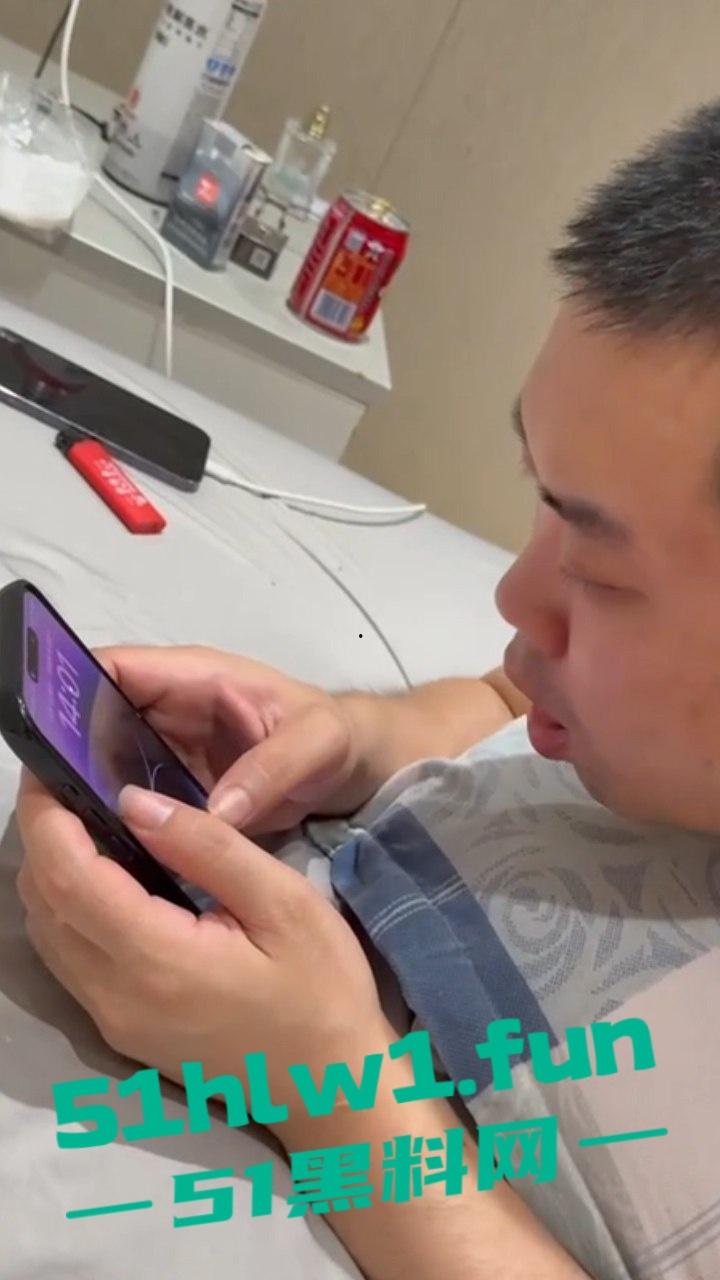 实名曝光福建泉州【林鑫龙】柬埔寨园区搞诈骗,吃喝嫖赌家暴样样全,肥头猪样丑胖挫见者远离!-4