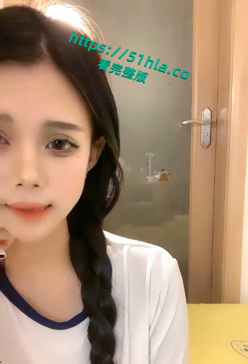 巨乳网黄主播【纯情的皮皮】情色直播精选【第一弹】扮成清纯女友撅臀露逼,揉奶抖臀淫骚裸舞反差骚爆!-1