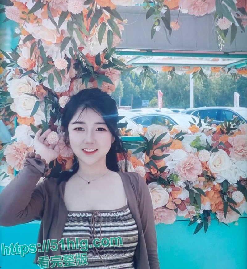 【山东】巨乳新婚小娇妻【颜丽君】背着老公被精神小伙狂干,全程淫叫求饶不止,小穴被彻底玩烂!-5