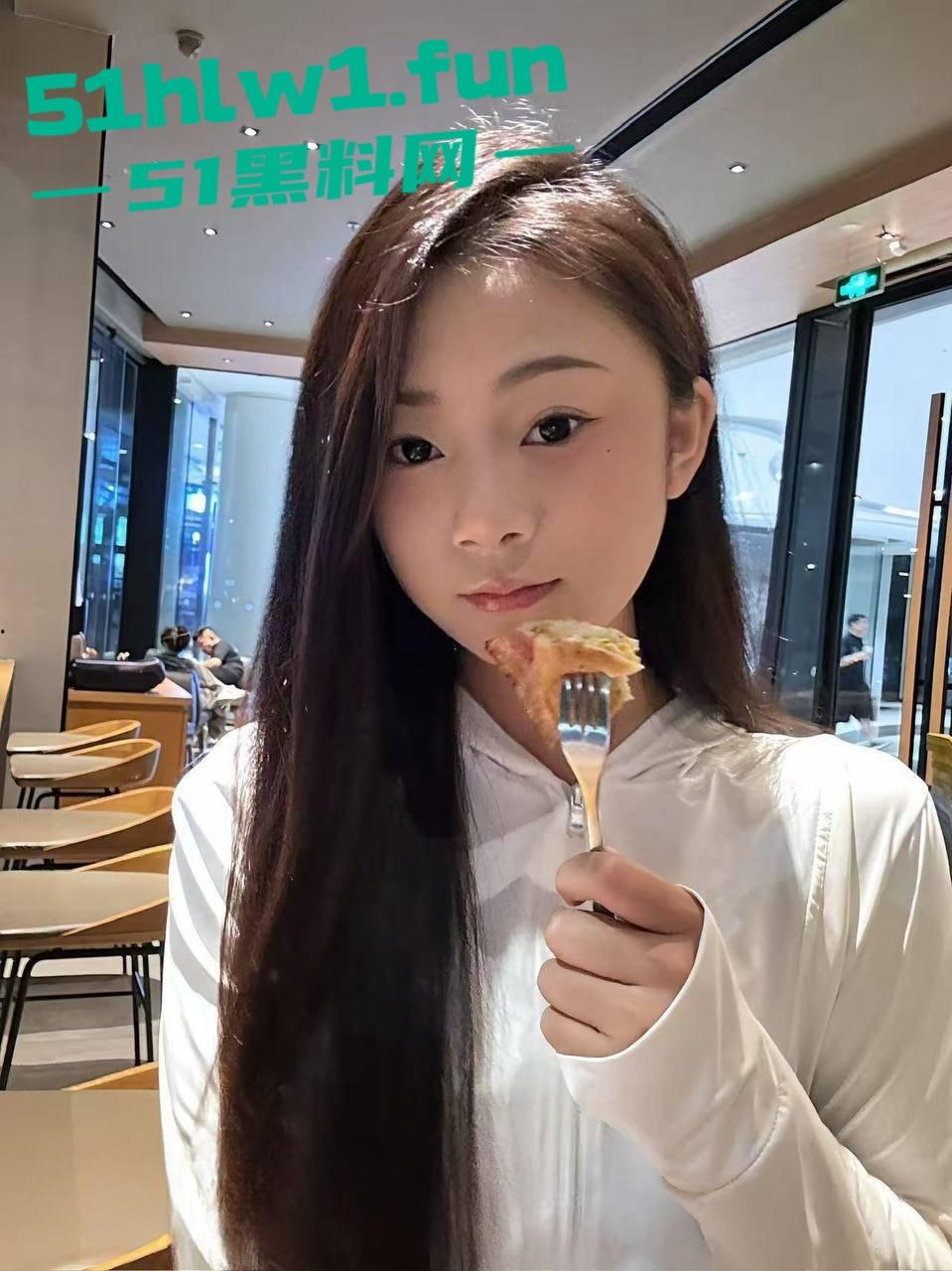 手滑发错人鸡鸡照片发给妈妈,结果妈妈的反应直接让人社死,这剧情堪比海角社区的离谱故事!-14