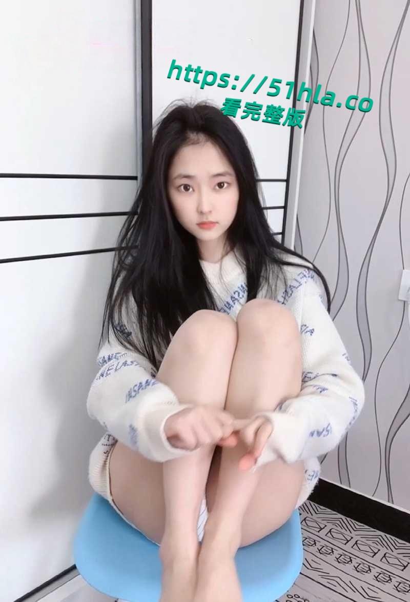 清新系福利姬【芋喵喵】自慰合集流出,各种玩具花式玩穴戴乳夹足交,纯欲反差魅惑无比!-1