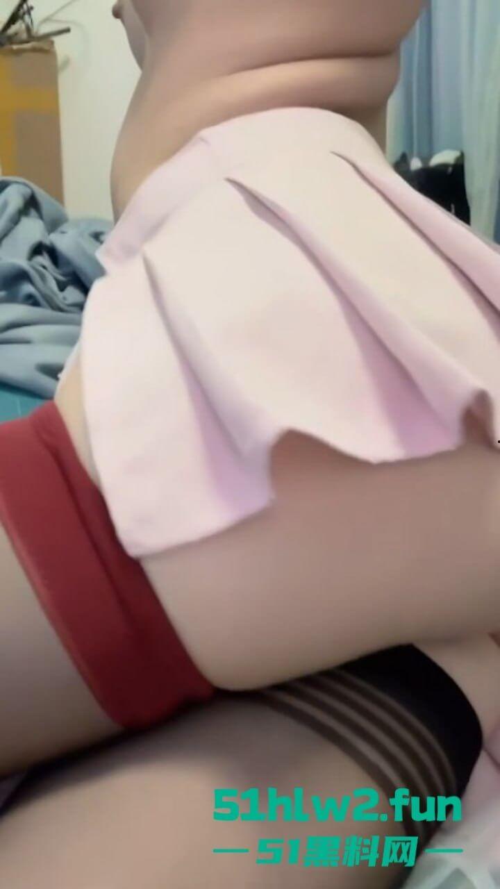 高颜值反差女神【思思吖】身材极品小穴白嫩,激情自慰后被疯狂抽插,不可多得的反差母狗。-5