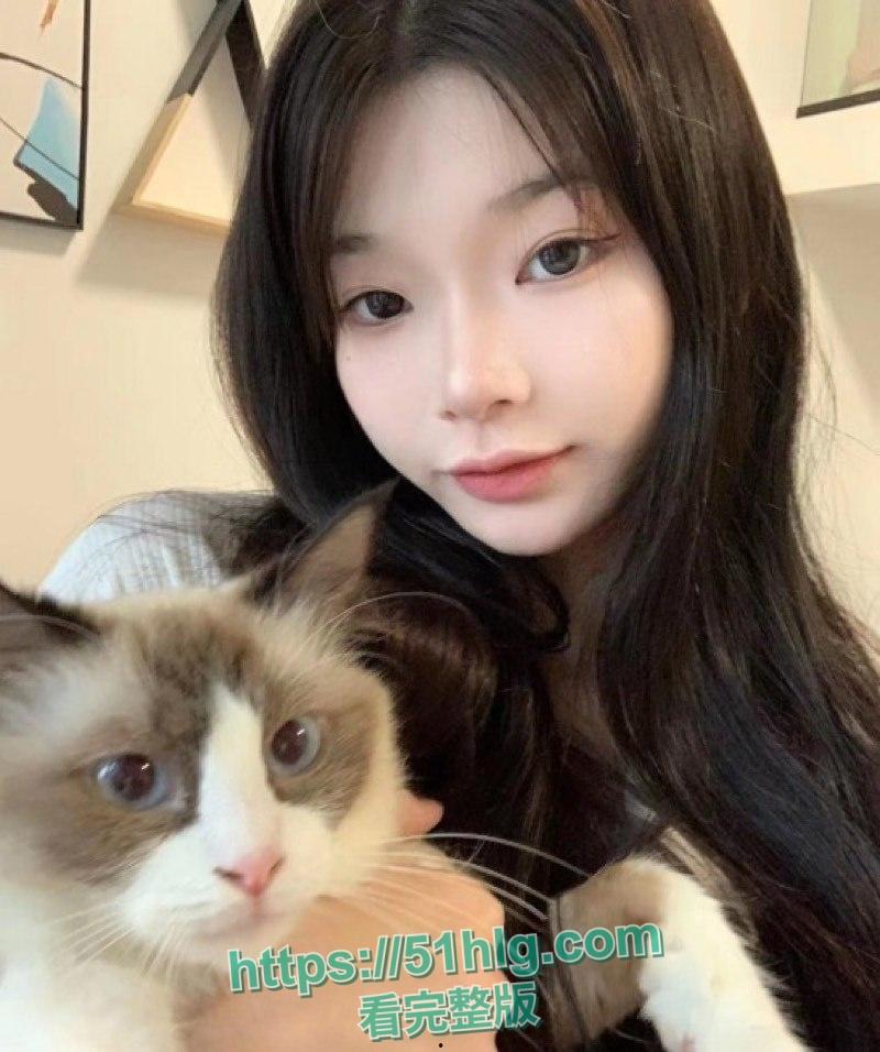 【杭州】极品学生妹【张阳燕】自慰打炮私拍流出 骑乘榨精母狗属性拉满 穷人的女神金主的精盆-5