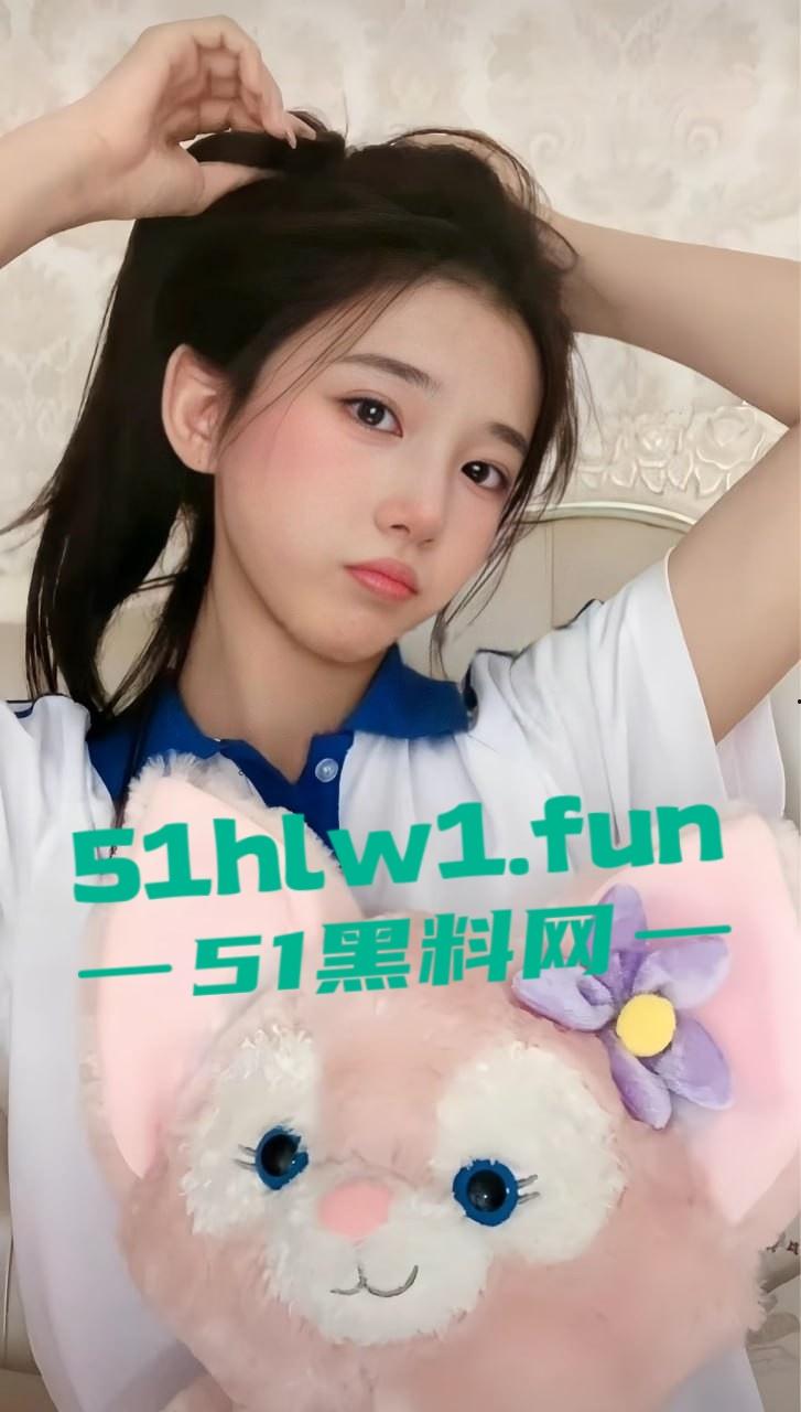 校花女神在外网竟然是福利姬,推特牛奶可可被调教得很到位的高校反差婊现在正是出圈。-14