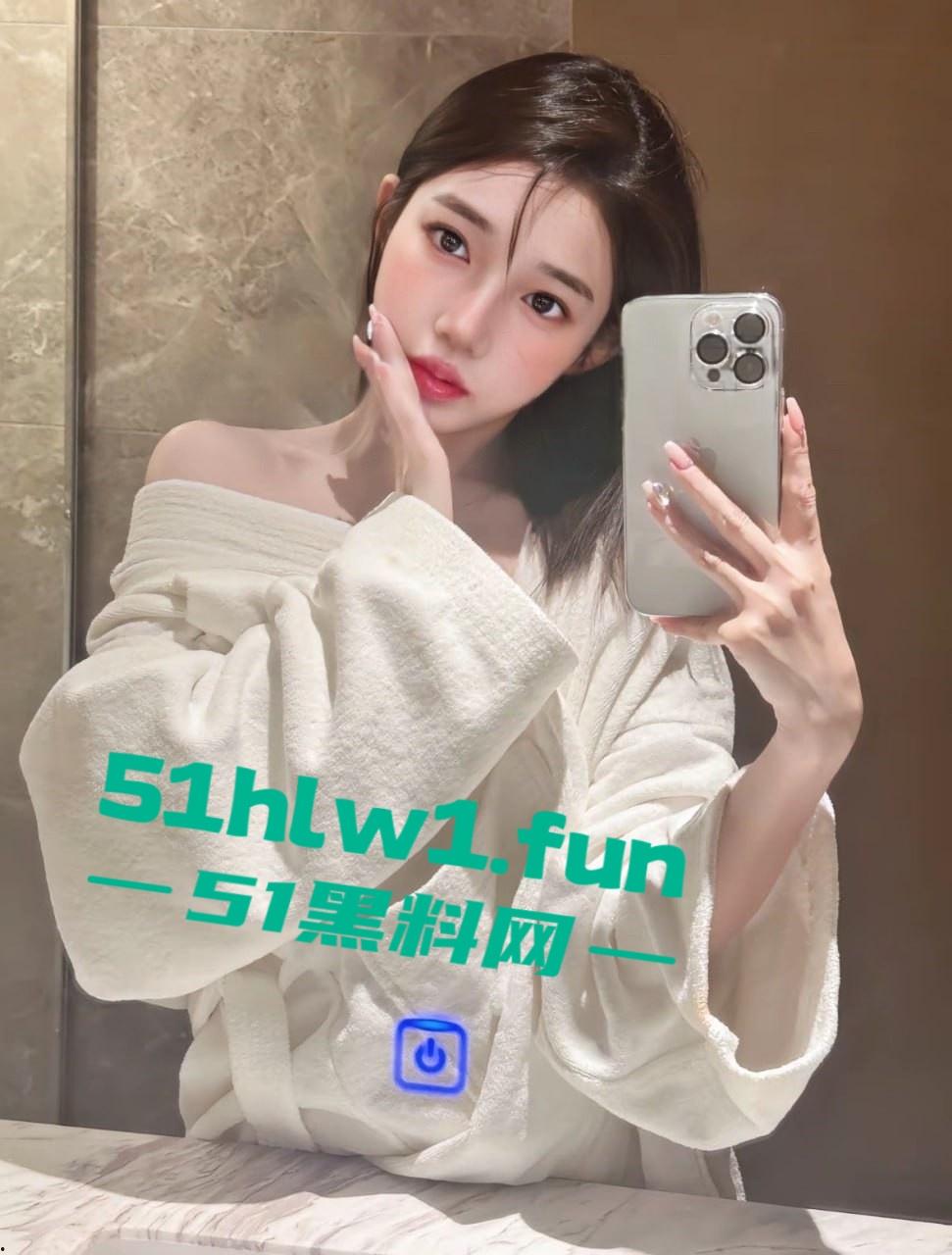 校花女神在外网竟然是福利姬,推特牛奶可可被调教得很到位的高校反差婊现在正是出圈。-18