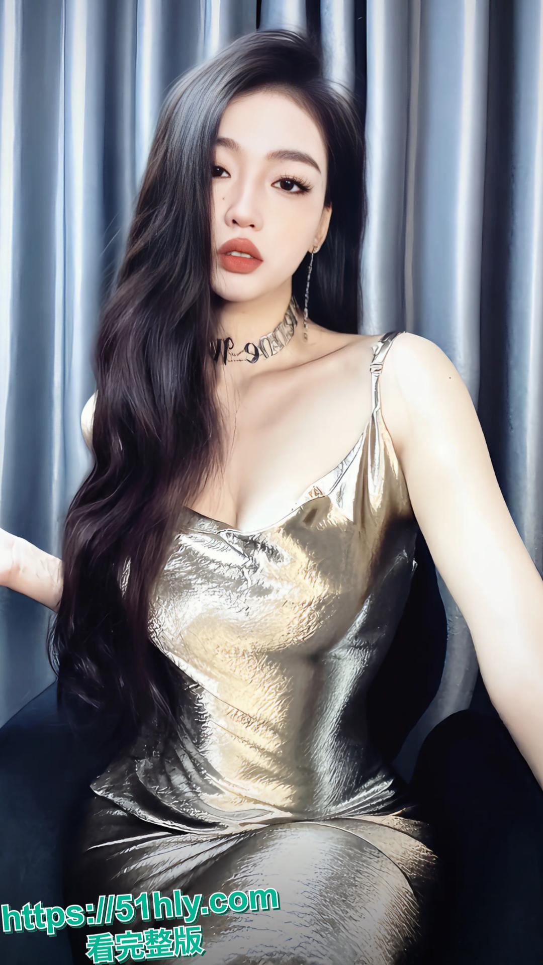 抖音大奶尤物Aying 长腿蜜臀极品身材下海直播大秀 与男友激情性爱视频流出-6