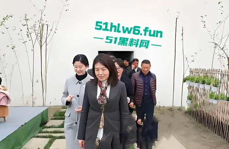 四川成都正厅级干部女贪官【田蓉】落马当年【谭谈交通】被封杀事件始作俑者 作陪领导的视频也被曝光!-5