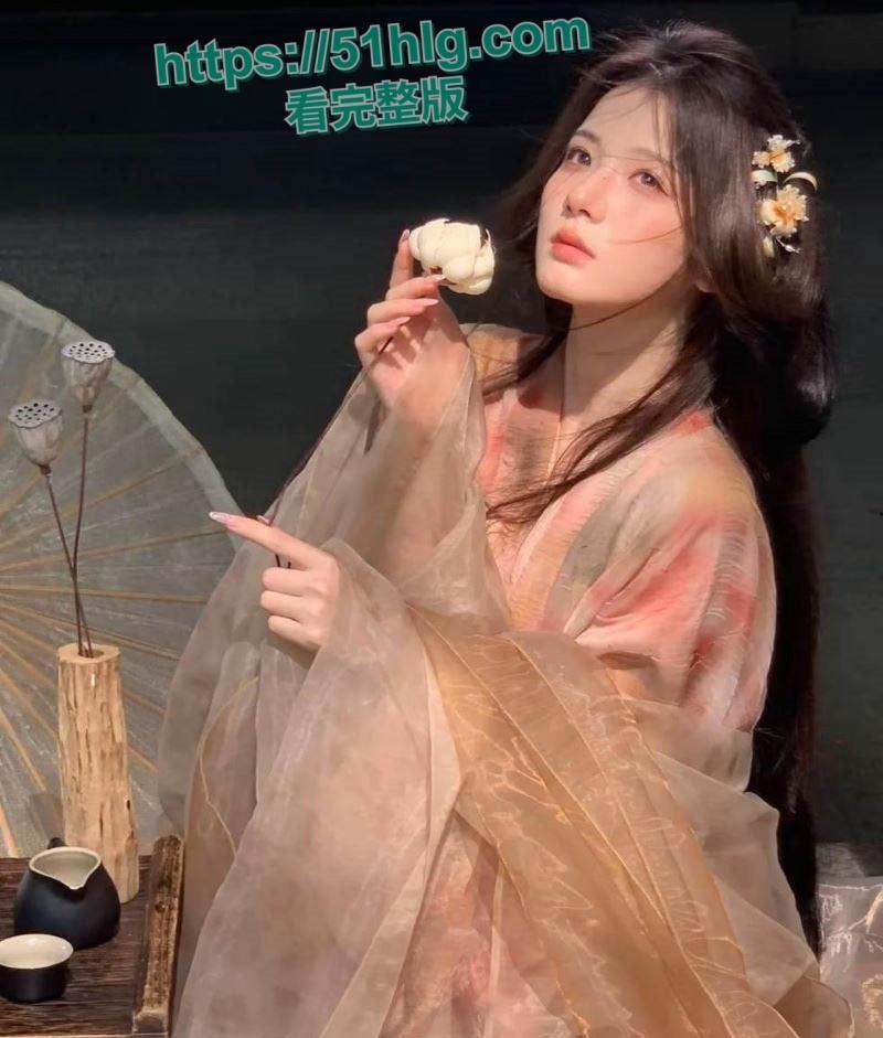 百万粉直呼上头!抖音男网红【绝色】私约激战大曝光!女友怒揭酒店激战内射实录,网络一片哗然-3