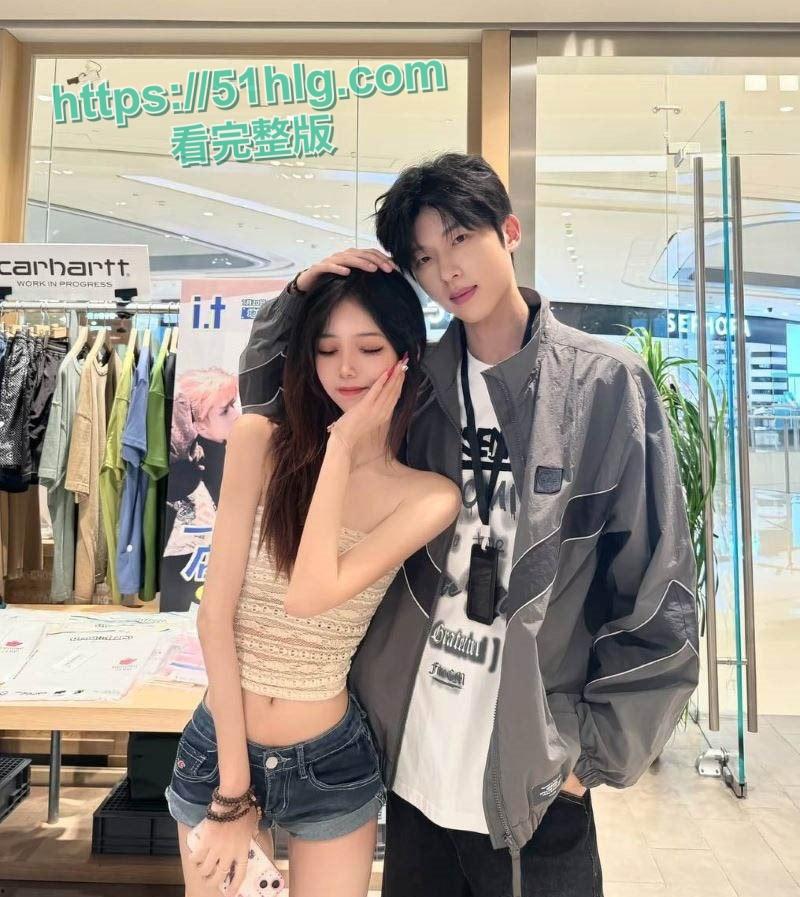 百万粉直呼上头!抖音男网红【绝色】私约激战大曝光!女友怒揭酒店激战内射实录,网络一片哗然-6