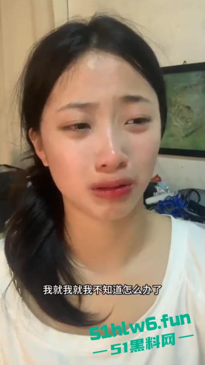 广东茂名化州女网红被猥亵事件,高颜值擦边女网红穿性感吊带裙江边跳舞被大叔摸臀猥亵。-3