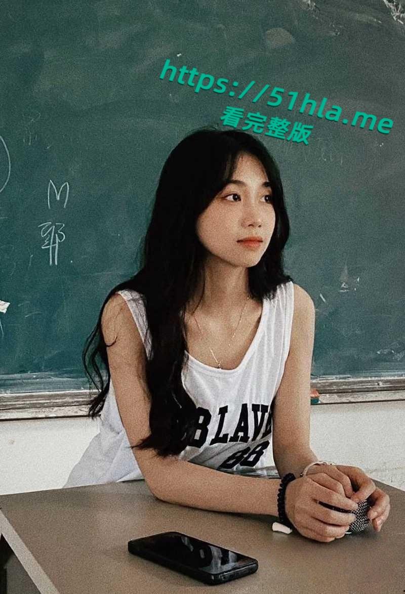 驻马店卫校实习小护士援交视频流出,大量交易【娟姐】聊天截图内容惊人,绝美蜜桃臀被无套爆操!-6