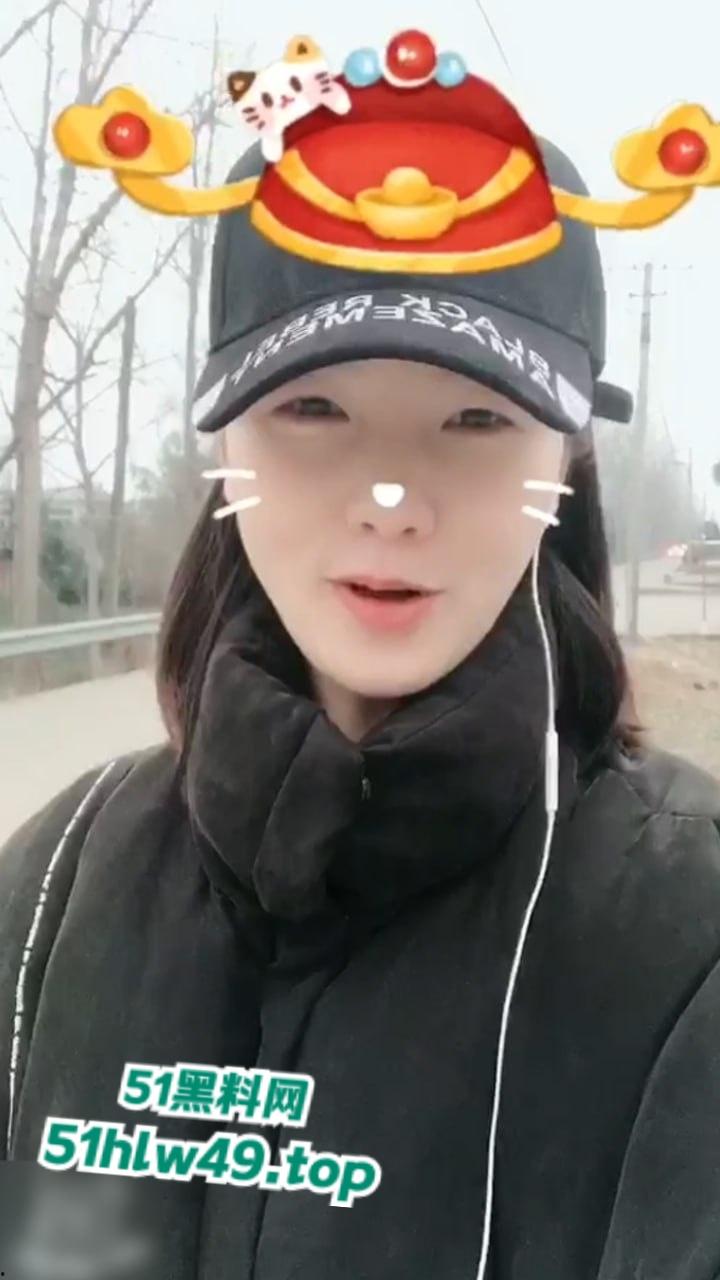 99年小护士【梁柳月】交友不慎被情人出卖,多人迷奸多次内射爽翻,这真是骚没边了。-8