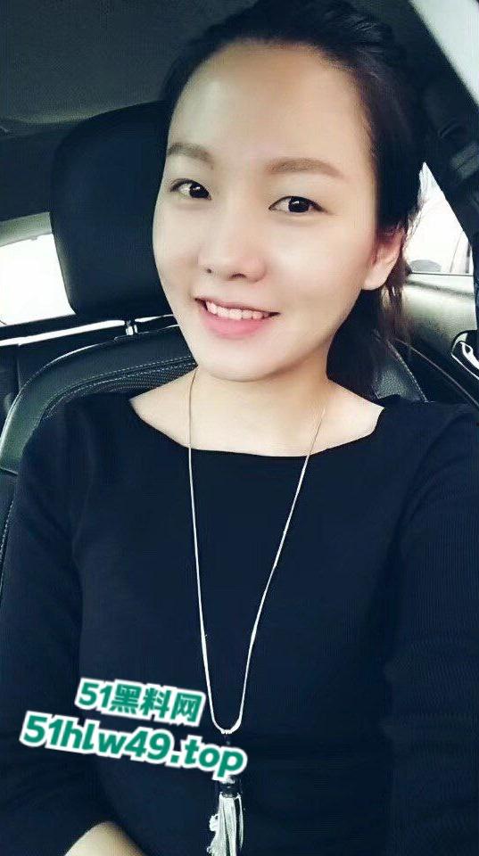 99年小护士【梁柳月】交友不慎被情人出卖,多人迷奸多次内射爽翻,这真是骚没边了。-9