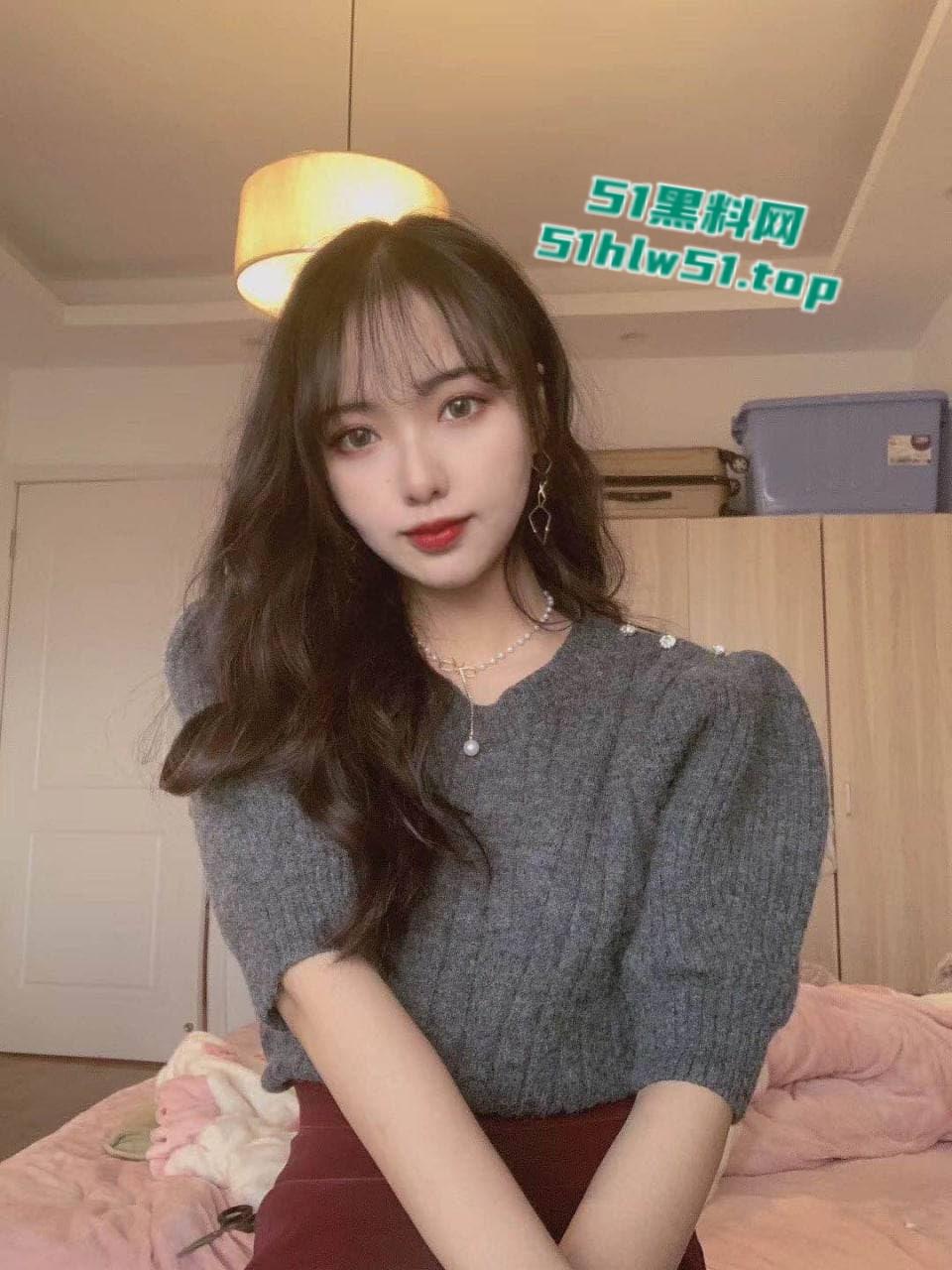 东北长春吉林大学【李婷】眼镜直男偷情啪啪,在镜子前边干边拍视频惨遭渣男曝光流出!-10