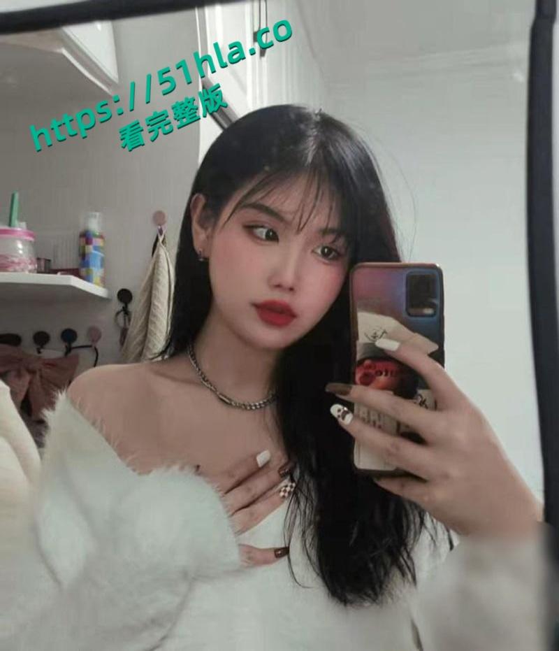 四川广安性感人妻【邓丹】换妻3P视频流出，巨乳尤物被三通爆操，调教贱态完美毕露，彻底颠覆贤妻形象！-10