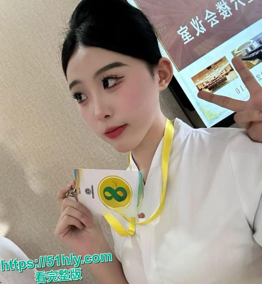 广州民航职业技术学院空乘校花贾明爽高冷女神私密调教玩法曝光,尺度惊人!-7