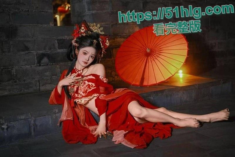 【湖南】18岁高颜值嫩妹【徐七七】被金主包养视频流出 人瘦奶大 粉红嫩穴 主动骑乘金主大屌 无套内射 激情四射-3