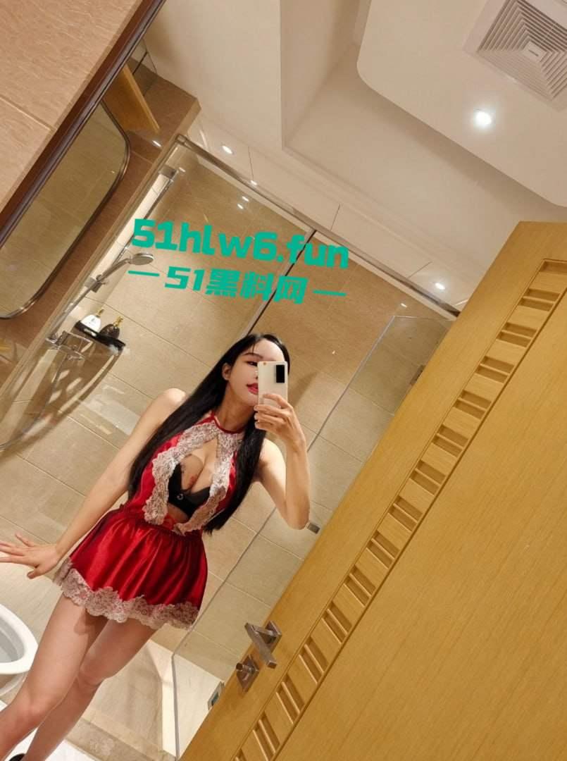 杭州顶级楼凤【南山波多野】绝美颜值大奶女神,身材高挑细腰翘臀这种极品骚鸡一定不便宜吧。-9