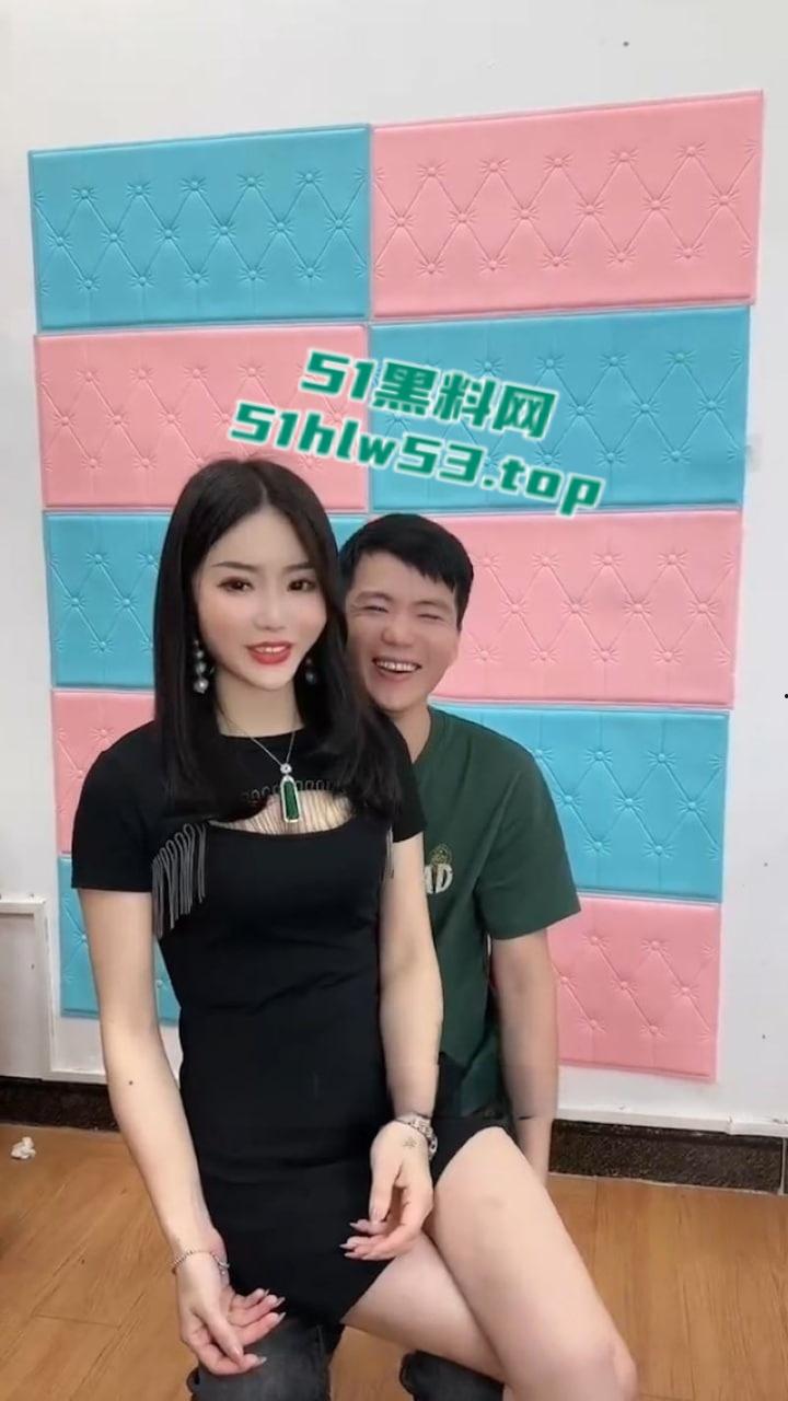 重温1987烧烤店经典视频,老板娘红板凳直播激情啪啪吗,露脸骑乘榨精大奶抖动呻吟浪叫不断!-3