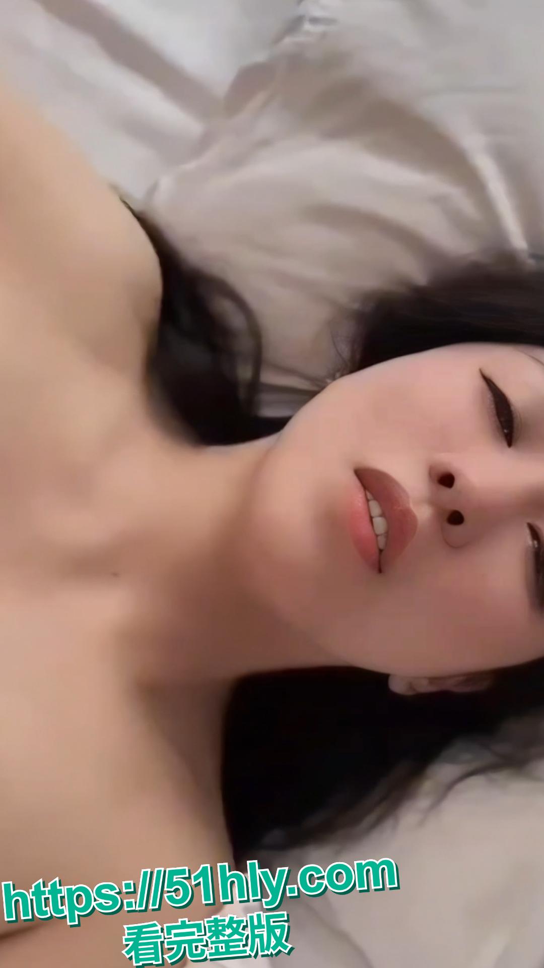 知名企业家主讲人 黄怡然 第二弹!十年抖音无人知 一朝颜射全网晓 洗脸 晨练 吃鸡三部曲合集!-10