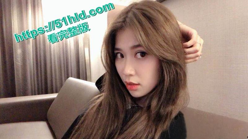 江苏高校极品班花不雅视频泄露，SM调教带狗链舔脚，大鸡巴甩脸羞辱反差感爆棚！-2