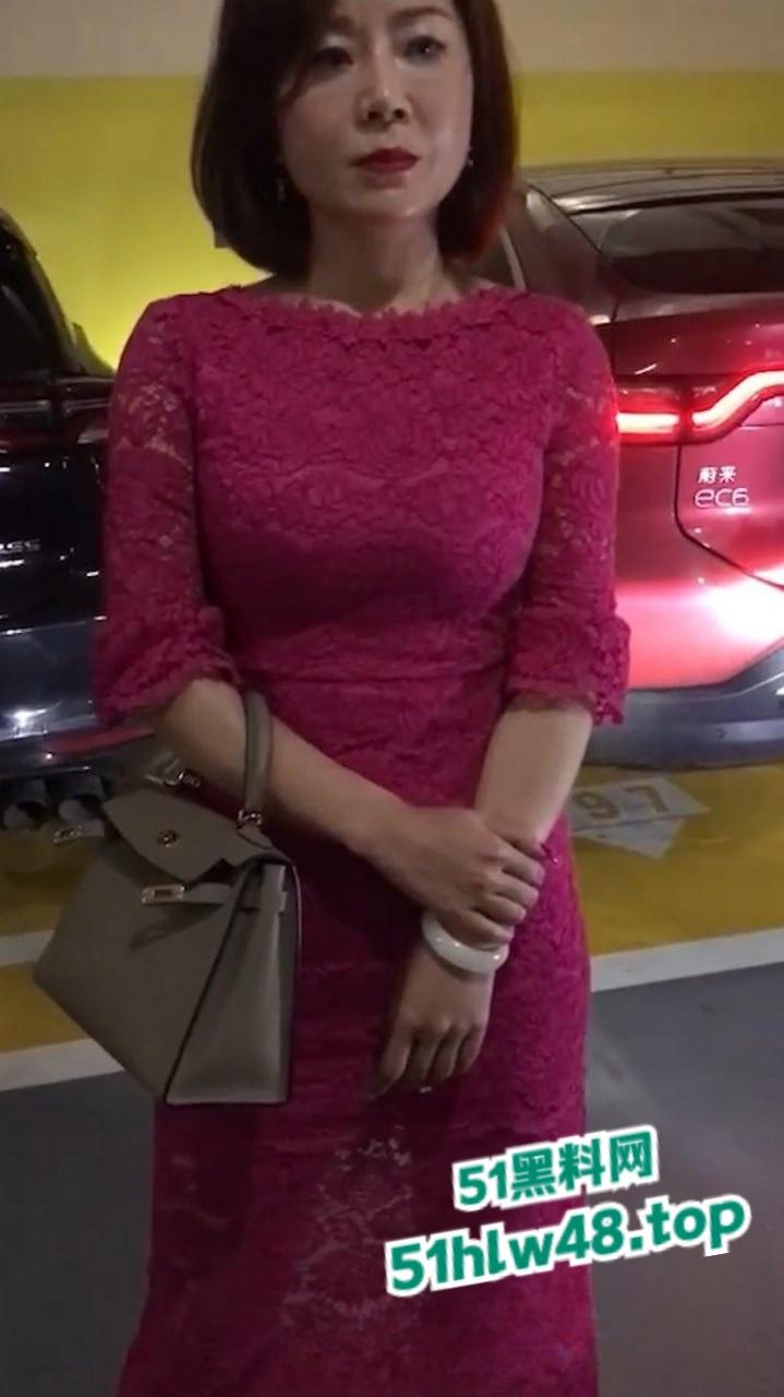 奔驰群友会绿帽男,公开老婆偷情记录,结婚15年骚鸡竟出轨多人,背着老公成为别人性奴。-4