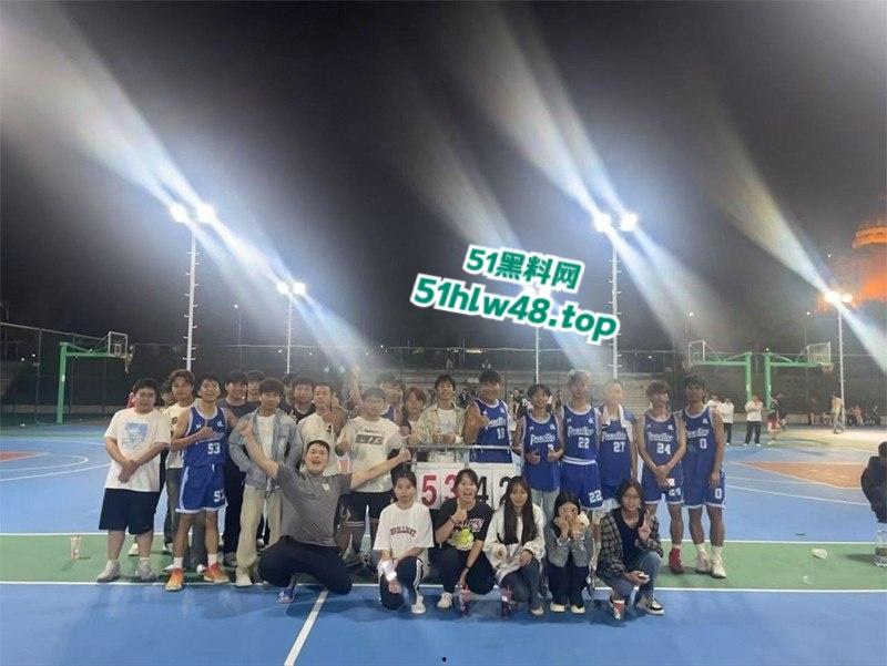 广西骚逼精神小妹,约炮聊天记录曝光,一群精神小妹集体曝光完全没有底线!-8