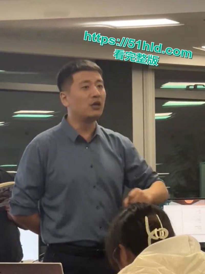 著名考研导师【张雪峰】出轨苏州小女友,送百万分手费赠190万豪车,女方自曝被包养真相,性爱视频全网广流传!-13