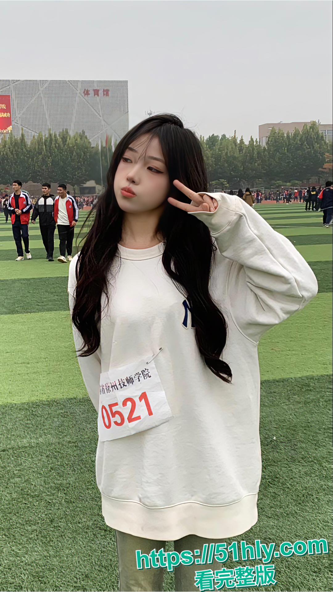 徐州技师学院惊现小情侣户外凉亭激情野战大戏 因太刺激快男同学操了没一分钟秒射-5