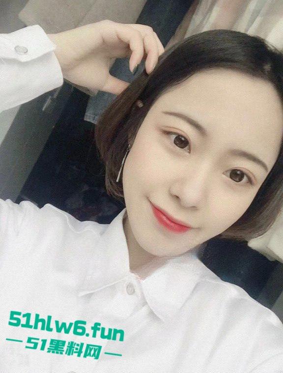 成都极品骚妻【范梓幄】在家是良家人妻,私下却下海卖逼竟是被老公逼着做鸡,只为还贷款养家。-8