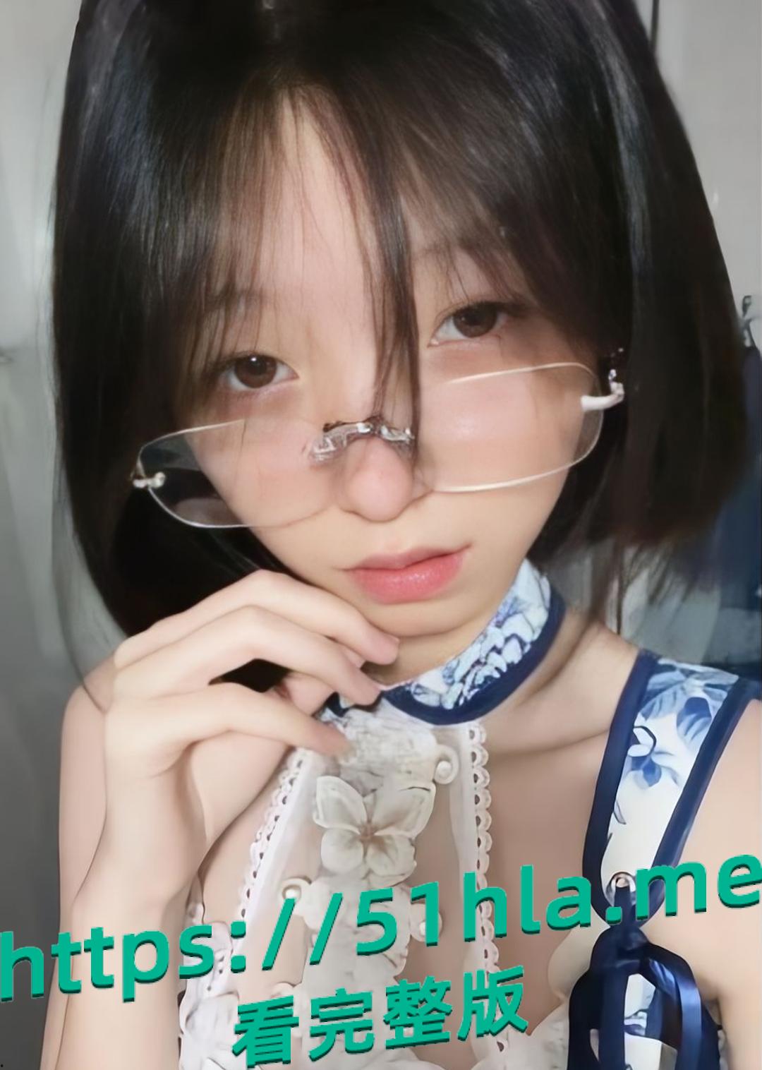 抖音50万粉 鈴 黑历史曝光 男厕露脸口交啪啪 本人坚称AI伪造试图洗白 却被扒出活跃于福利姬圈!-7