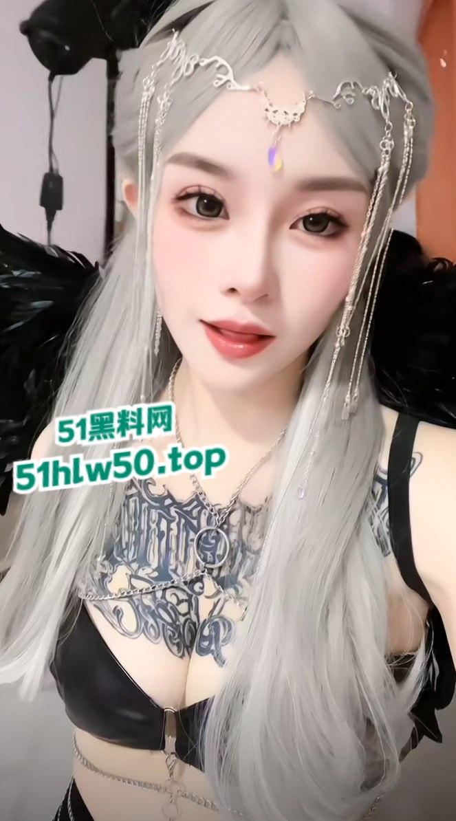 全网首发,抖音8万粉的极品小网红【神仙姐姐】满身符文美女,爆出不雅视频,金主调教御姐变母狗超反差!-2