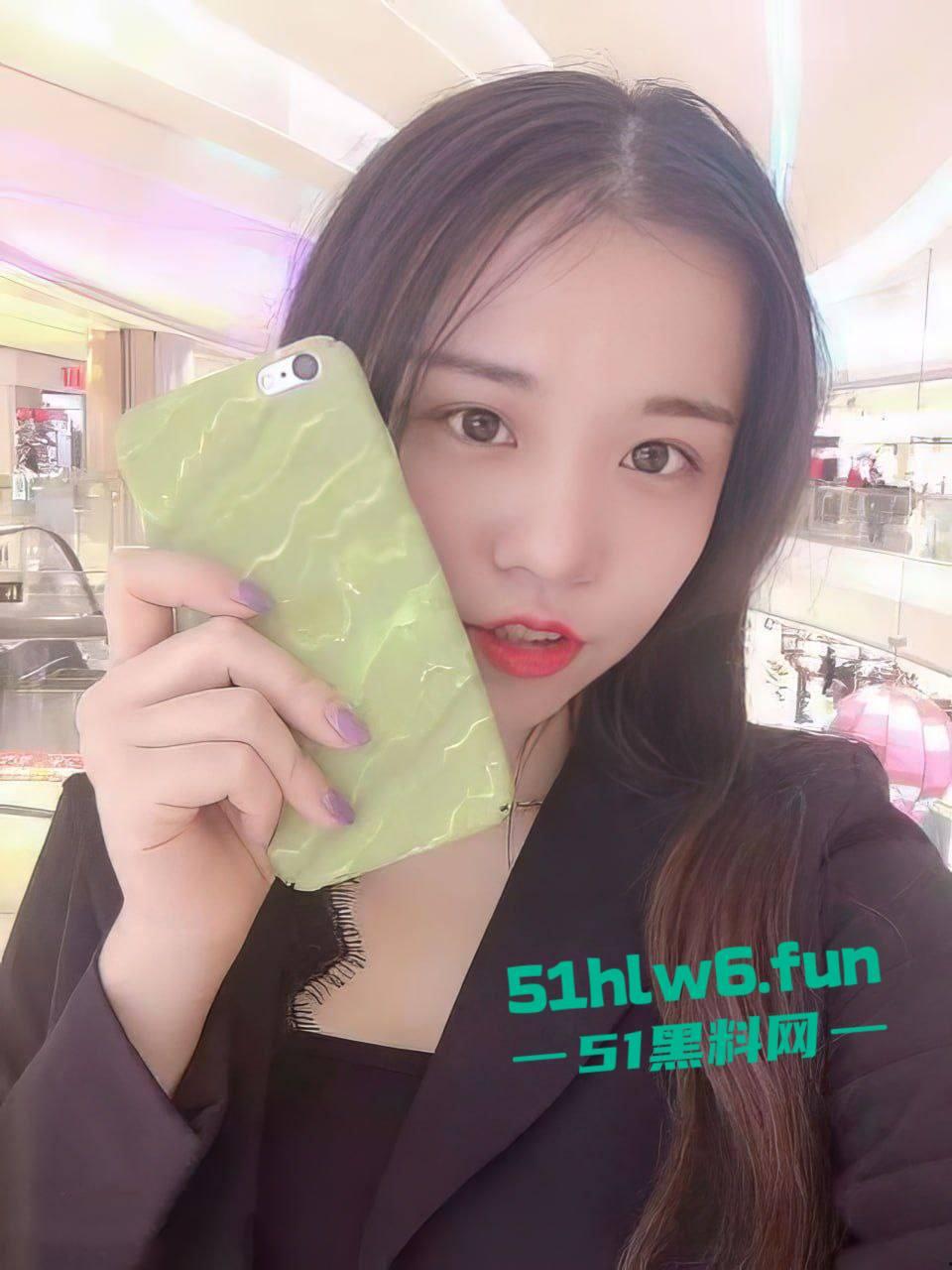 河北邯郸白领【胡思敏】肤白貌美俏佳人,男友无情打桩爆操,分手后视频遭男友流出。-4