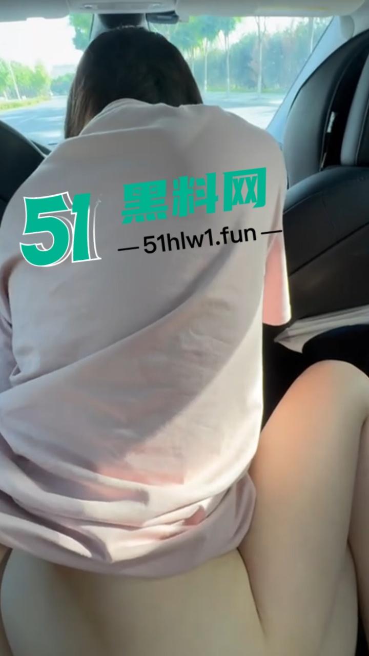 内蒙古赤峰学生妹【杨依诺】老师面前的好学生,私下却是性瘾婊子身材高挑细腰长腿做爱私拍遭流出。-4