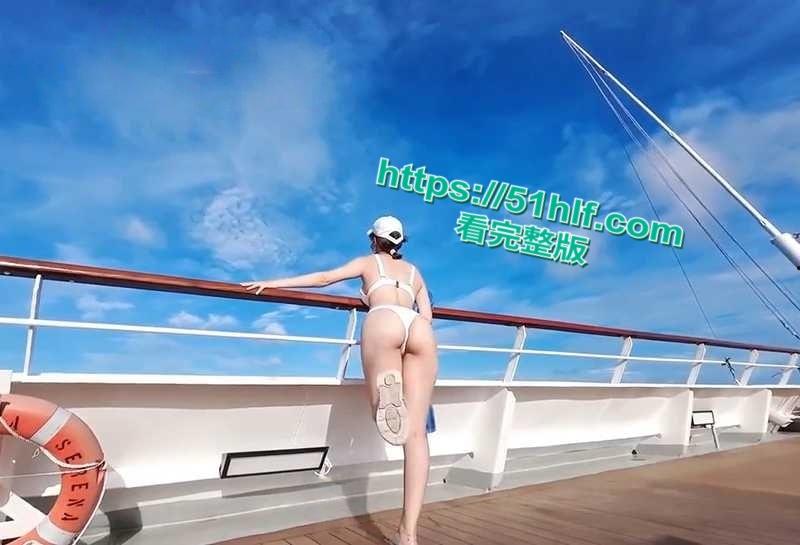 超美亚洲臀后篇【ssrpeach】奢华邮轮旅游玩艳遇，比基尼尤物被离异大叔搭讪，第一次做爱就被猛操内射！-3