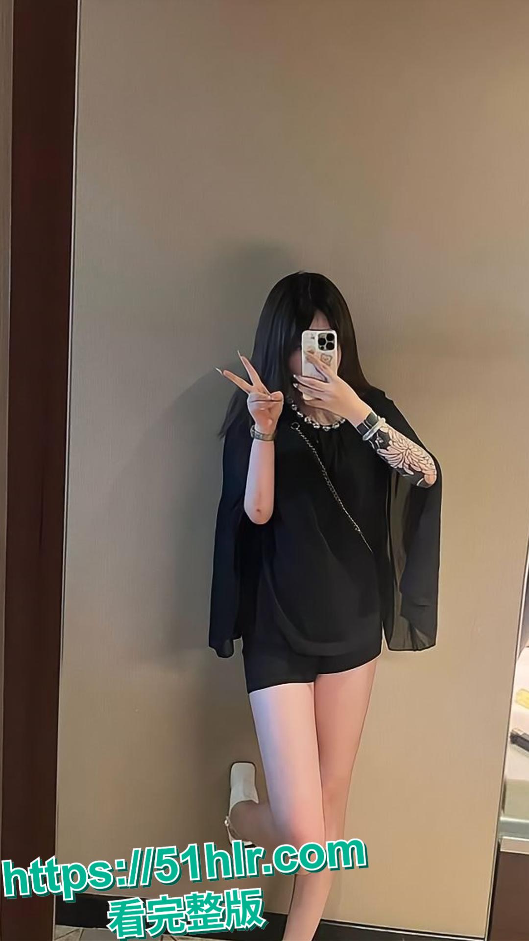 南昌交通学院 “花臂女神” 吴柯彤视频疯传,私密影像外泄引全网炸锅-6