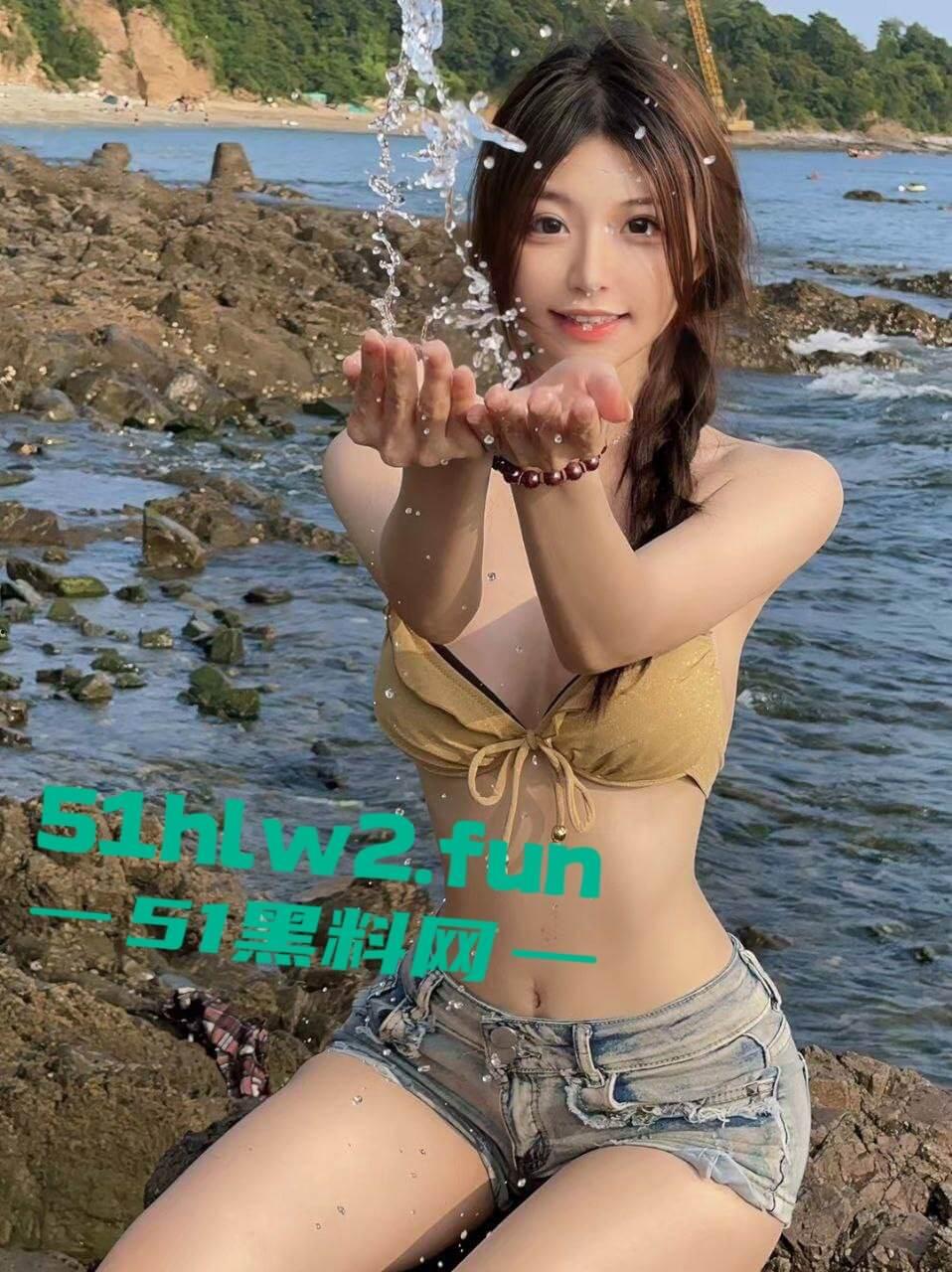 顶级身材翘臀尤物,福利姬【陈妮妮】抖音百万粉网红绝美颜值逆天酮体,白嫩的大屁股真是迷死人了。-3