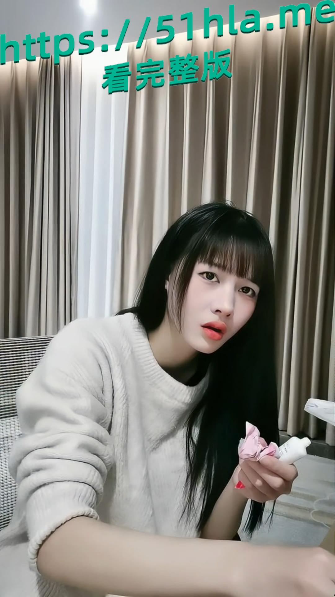 极品小仙女反差婊 珂珂 与新男友的不雅视频被曝光两天又被干了好几炮~三洞失守!-2