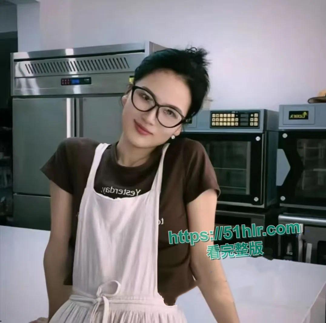 启东二喜甜品店老板娘与18岁员工狂热恋情曝光!“永动机”男友引发家庭风暴与热议-1