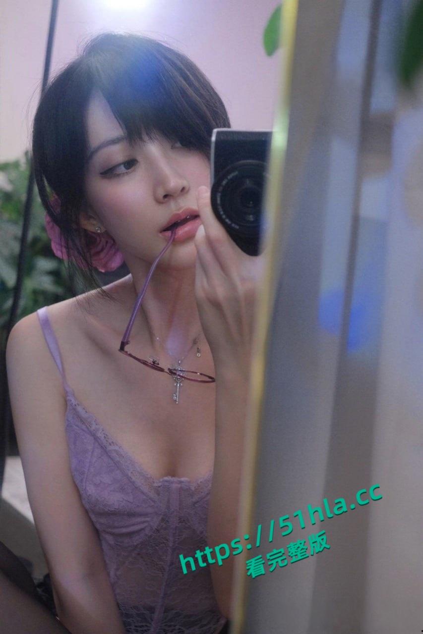 抖音热瓜！河北邯郸武安市【银河御府】少妇家中大战3男视频流出，动静太大引邻居投诉曝光！-3