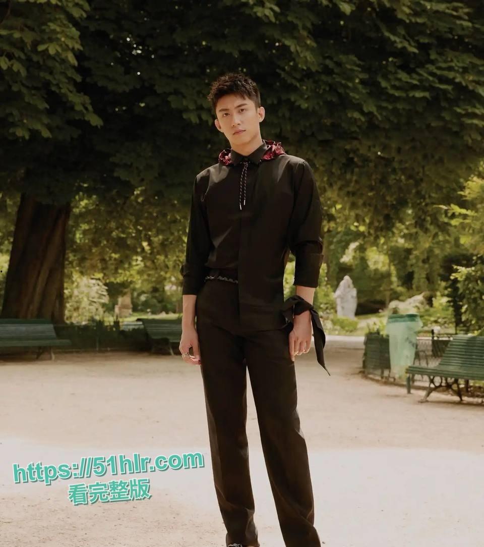 顶级明星【黄景瑜】的性病丑闻炸毁娱乐圈!与女星【张艺上】做爱视频流出,前妻【王雨馨】8年网络敲击彻底撕开渣男真面目-31