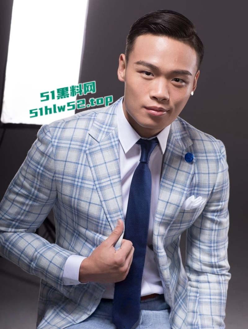 全网疯传的香港拳王【罗祖胜】和拳击女孩亲密视频,女主竟是抖音网红裸模【司徒慧玲】颜值与身材真是完美!-3